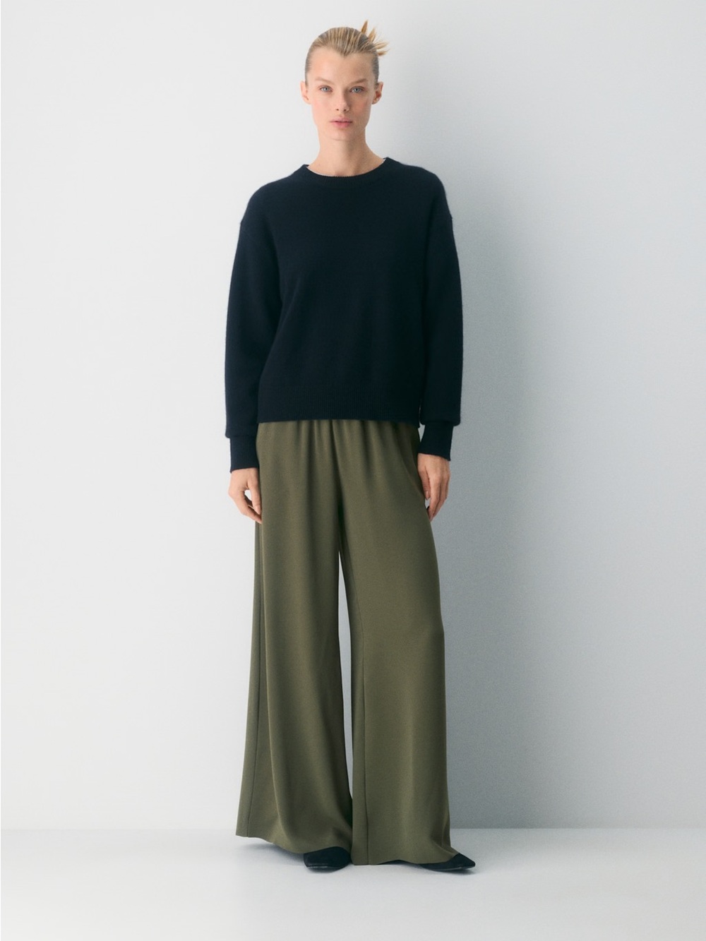 Aritzia Babaton Parker Palazzo Pant - Studio Drape